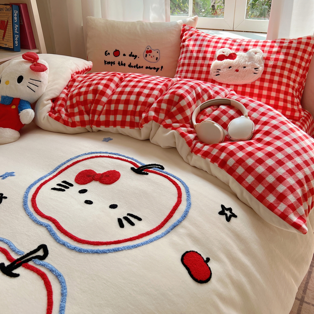 91家纺网 家纺一手货源 找家纺 （总）桃喜 2025新款猫咪毛巾绣四件套