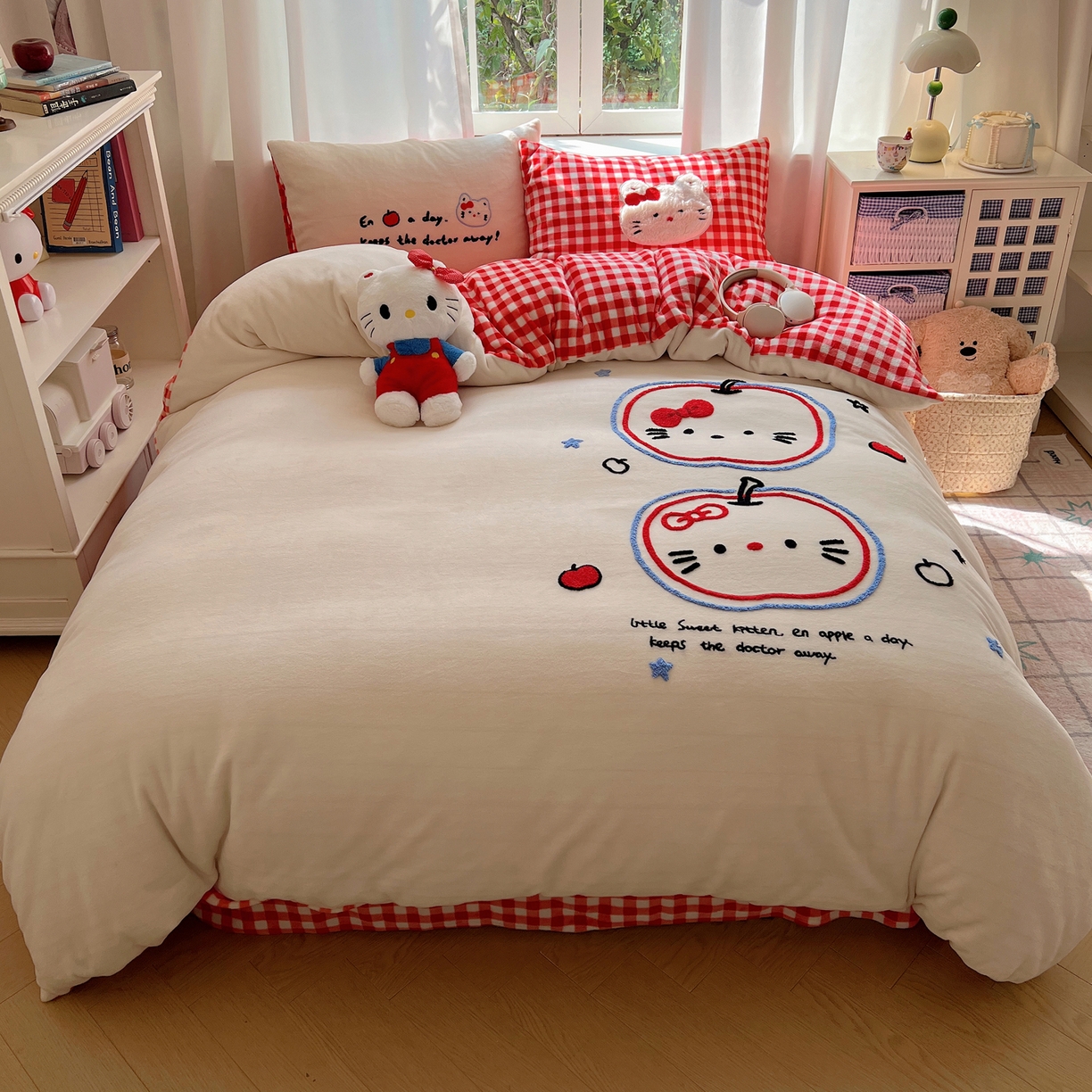 91家纺网 家纺一手货源 找家纺 桃喜 2025新款猫咪毛巾绣四件套 红格线条猫