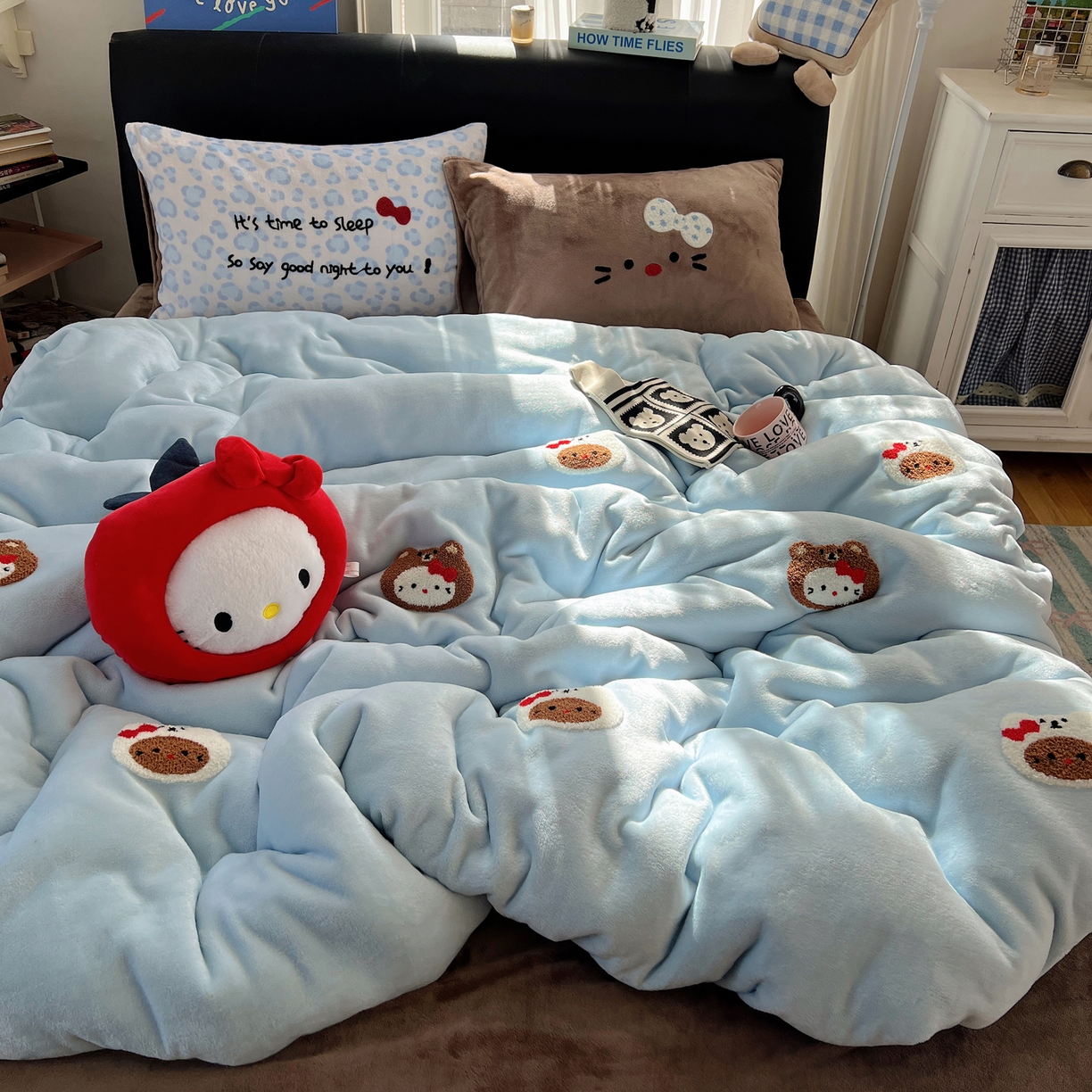 91家纺网 家纺一手货源 找家纺 （总）桃喜 2025新款猫咪毛巾绣四件套