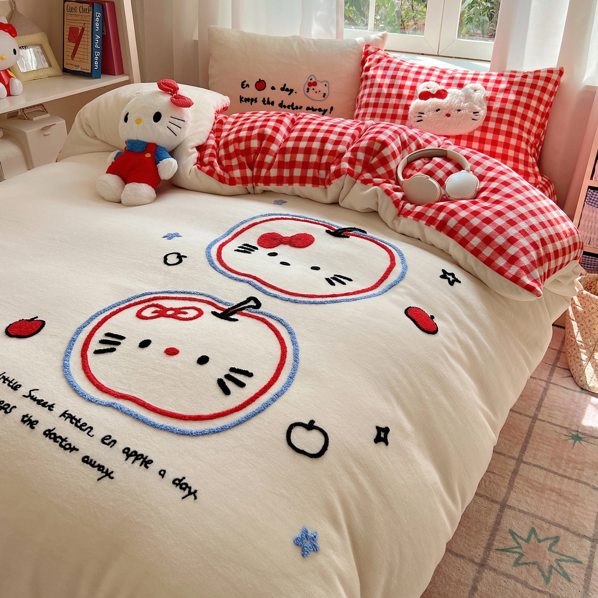 91家纺网 家纺一手货源 找家纺 桃喜 2025新款猫咪毛巾绣四件套 红格线条猫