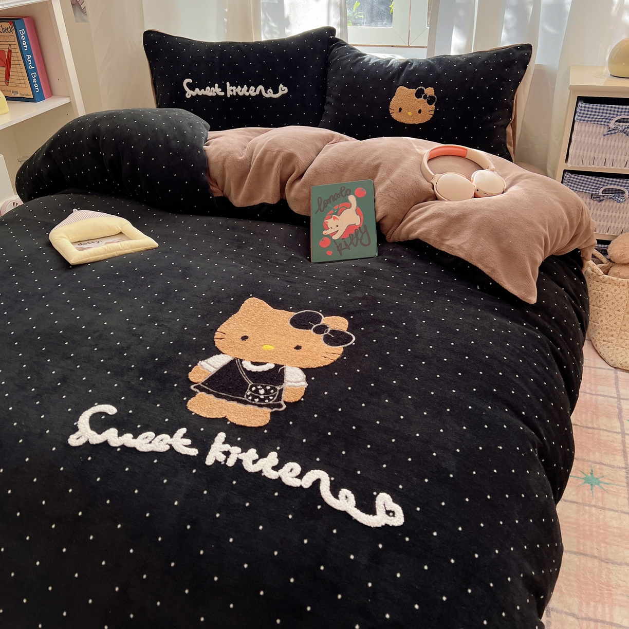 91家纺网 家纺一手货源 找家纺 桃喜 2025新款猫咪毛巾绣四件套 小香风猫猫