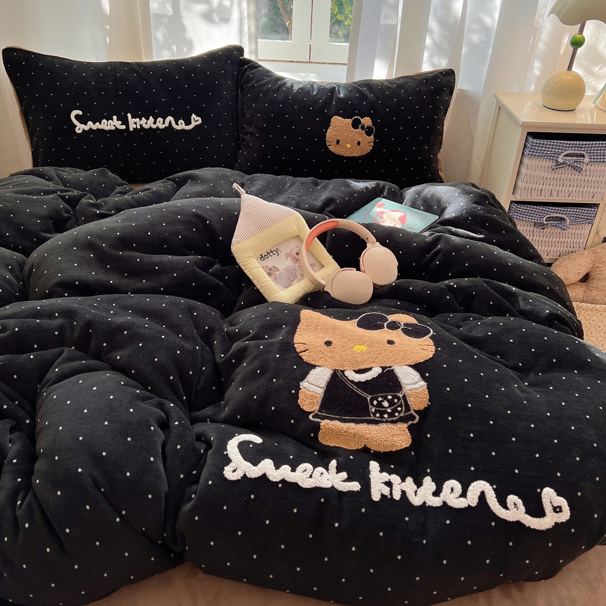 91家纺网 家纺一手货源 找家纺 （总）桃喜 2025新款猫咪毛巾绣四件套