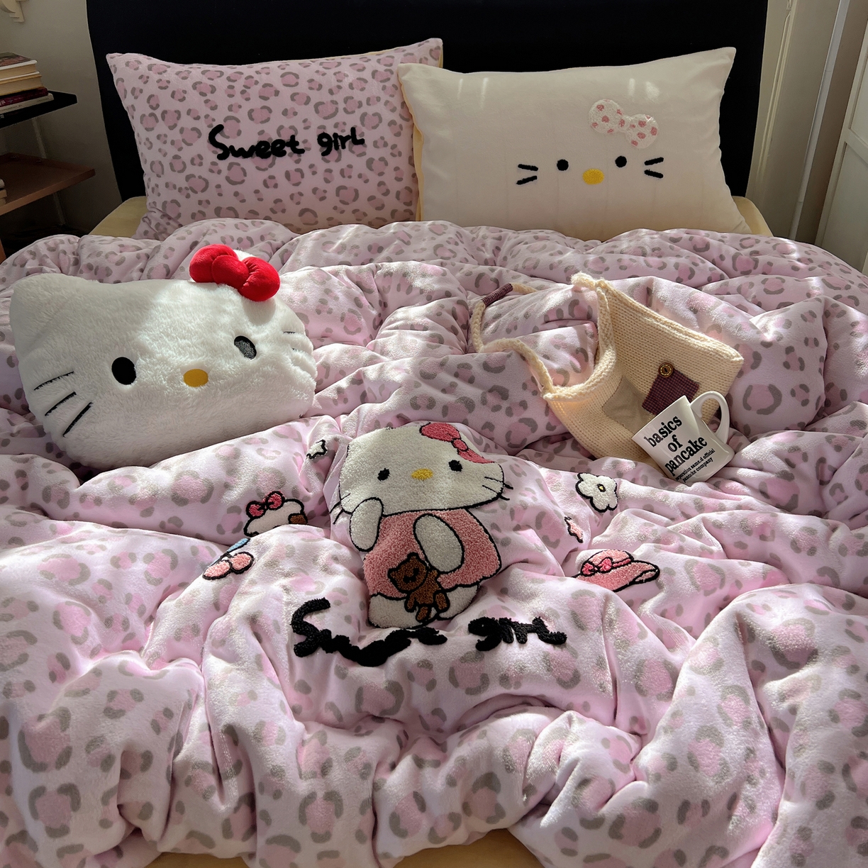 91家纺网 家纺一手货源 找家纺 桃喜 2025新款猫咪毛巾绣四件套 小猫豹纹粉