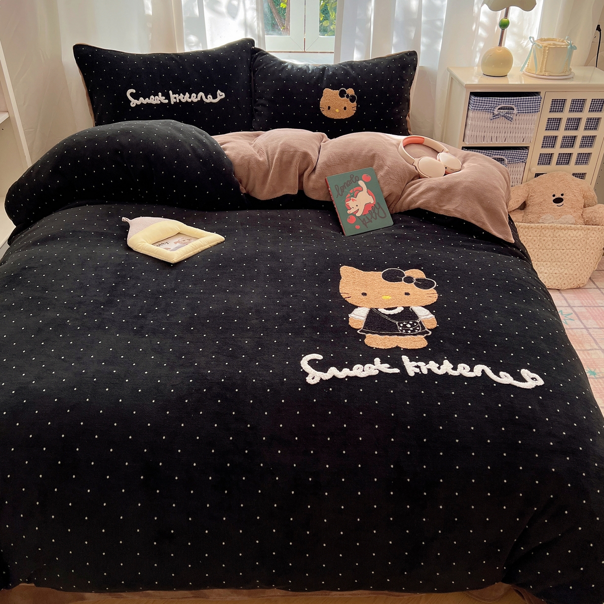 91家纺网 家纺一手货源 找家纺 桃喜 2025新款猫咪毛巾绣四件套 小香风猫猫