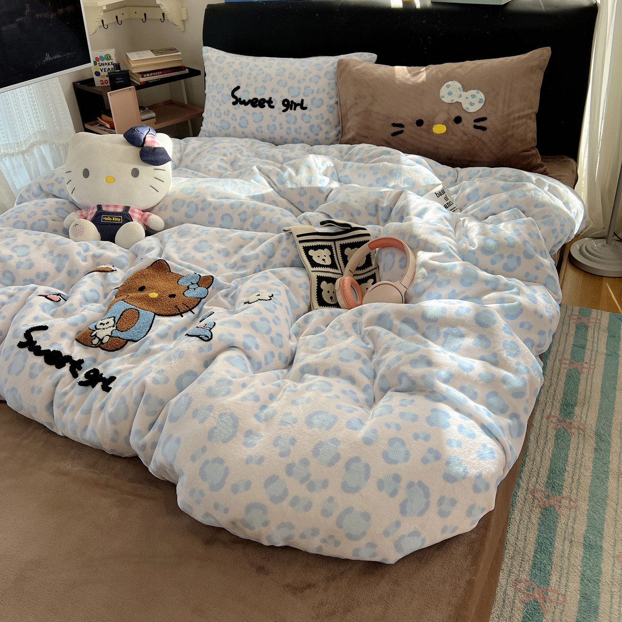 91家纺网 家纺一手货源 找家纺 桃喜 2025新款猫咪毛巾绣四件套 小猫豹纹蓝