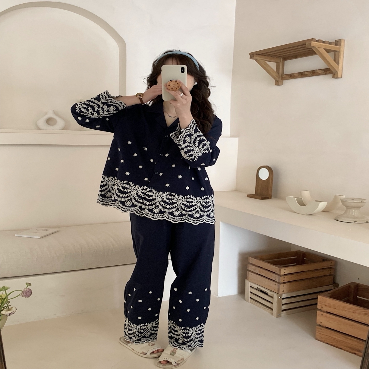 91家纺网 家纺一手货源 找家纺 （总）妍景家居生活馆 韩系25057-刺绣衬衫翻领套装