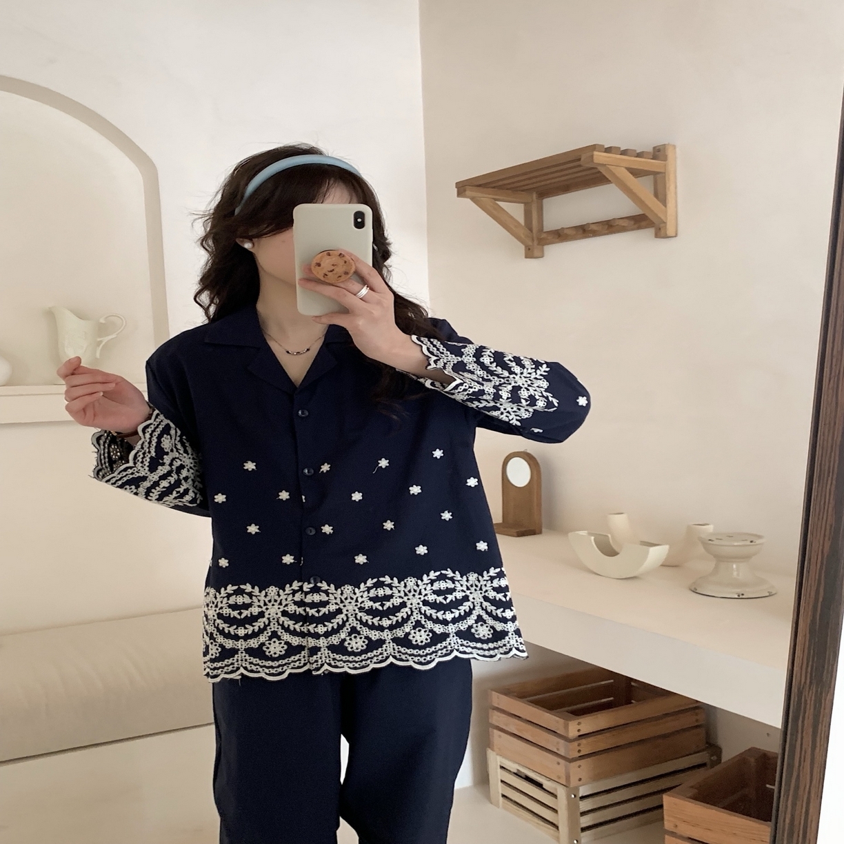 91家纺网 家纺一手货源 找家纺 （总）妍景家居生活馆 韩系25057-刺绣衬衫翻领套装