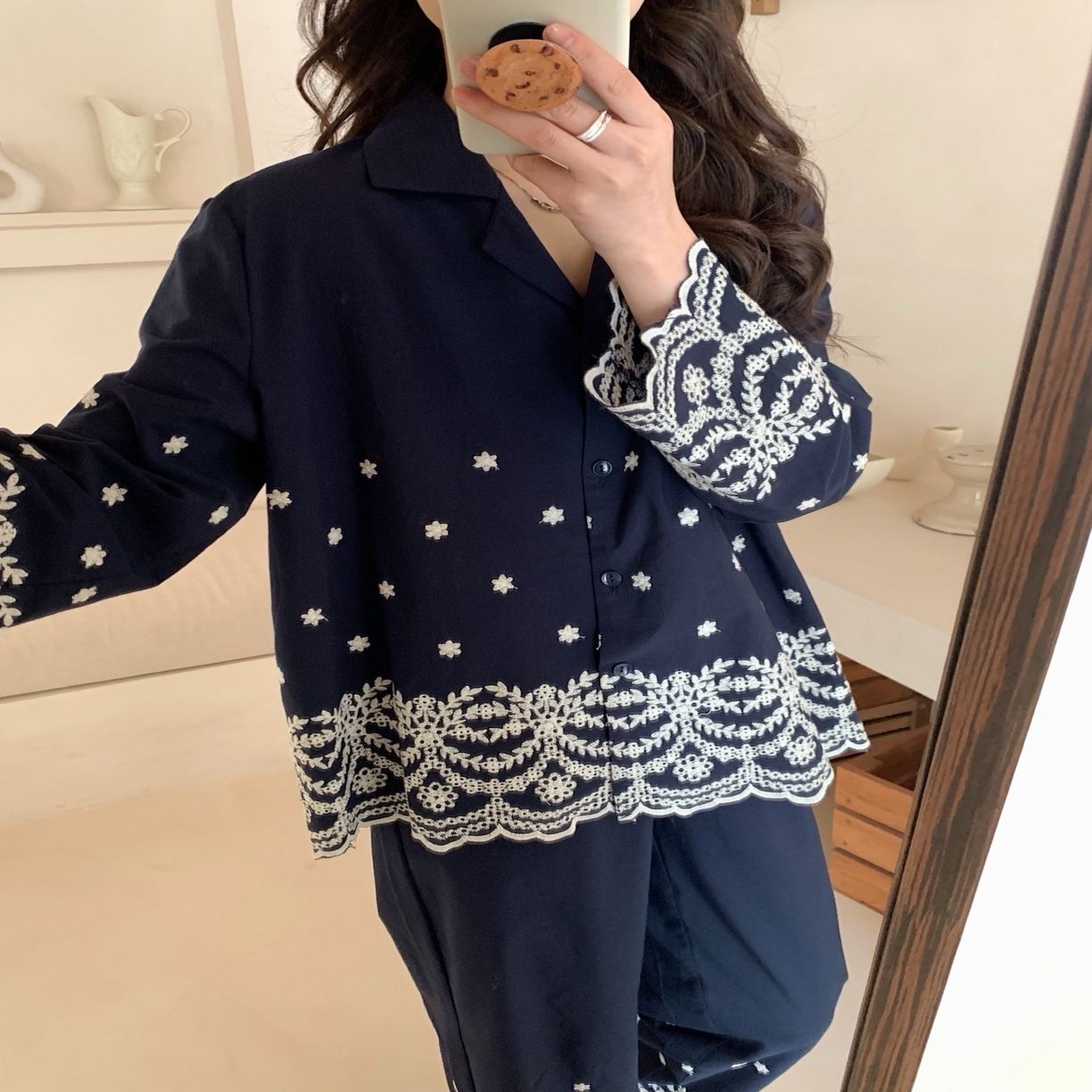 91家纺网 家纺一手货源 找家纺 （总）妍景家居生活馆 韩系25057-刺绣衬衫翻领套装