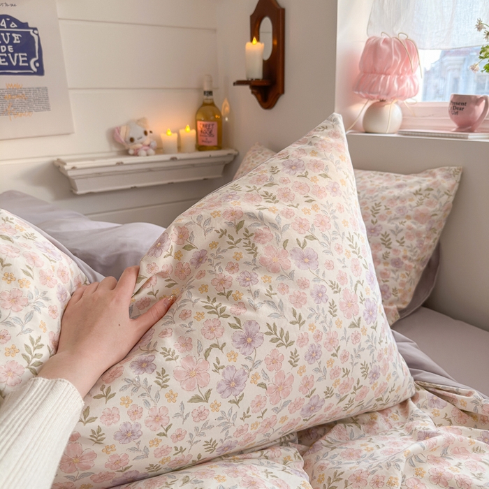 91家纺网 家纺一手货源 找家纺 佳鸿家纺 2026新款【提供买家秀】110克高克重云朵棉四件套学生宿舍三件套床单款床笠款 眠花小屿