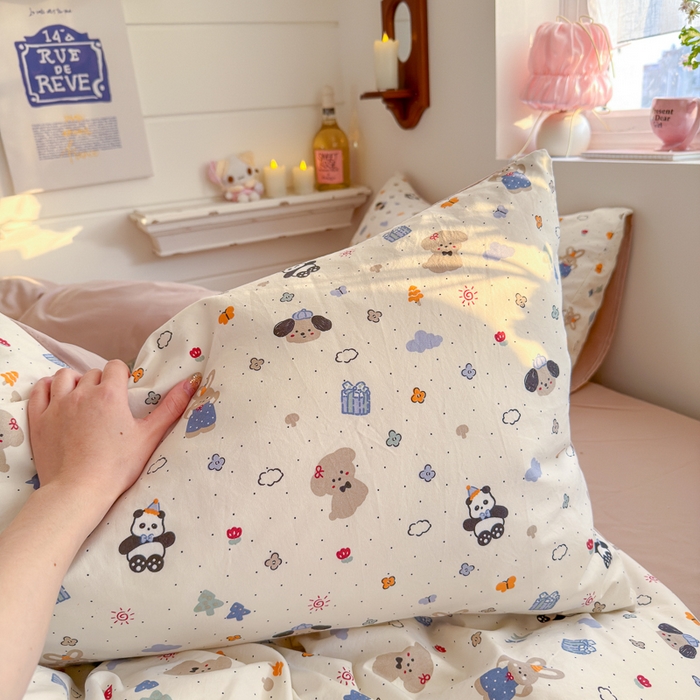 91家纺网 家纺一手货源 找家纺 佳鸿家纺 2026新款【提供买家秀】110克高克重云朵棉四件套学生宿舍三件套床单款床笠款 奶糖动物园