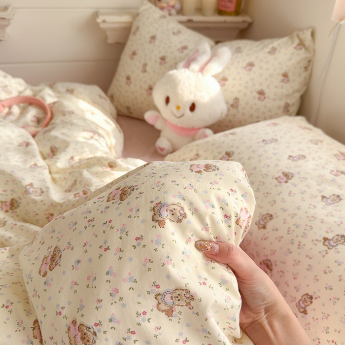 91家纺网 家纺一手货源 找家纺 佳鸿家纺 2026新款【提供买家秀】110克高克重云朵棉四件套学生宿舍三件套床单款床笠款 奶杏宠语