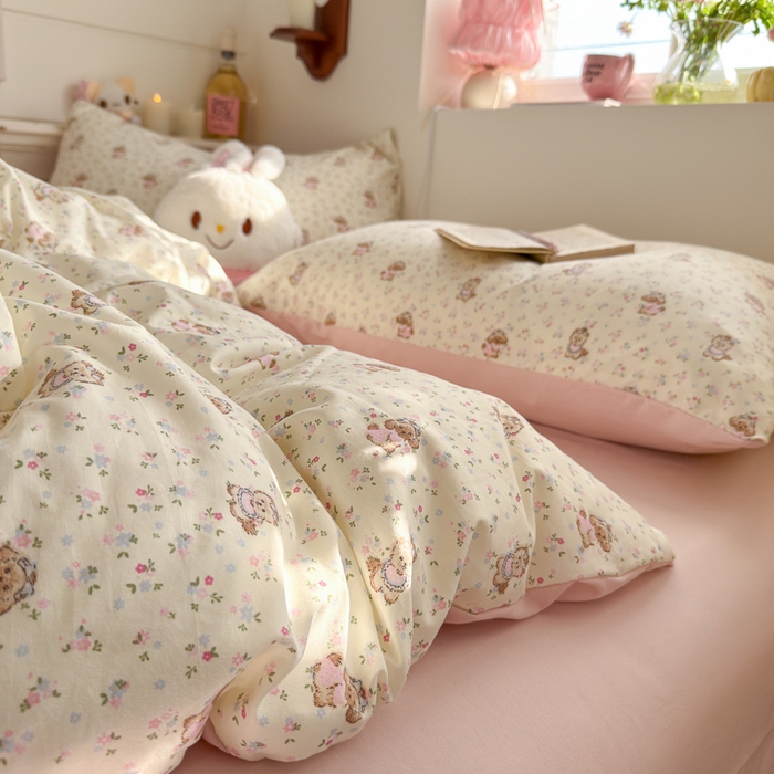 91家纺网 家纺一手货源 找家纺 佳鸿家纺 2026新款【提供买家秀】110克高克重云朵棉四件套学生宿舍三件套床单款床笠款 奶杏宠语