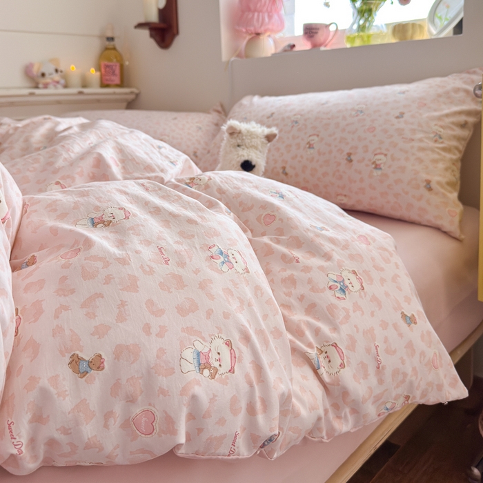 91家纺网 家纺一手货源 找家纺 佳鸿家纺 2026新款【提供买家秀】110克高克重云朵棉四件套学生宿舍三件套床单款床笠款 桃粉熊心