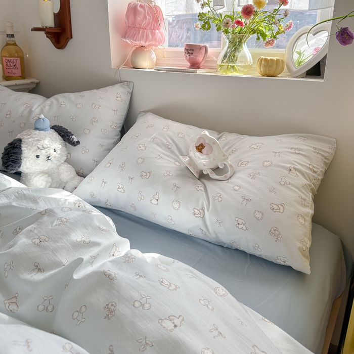 91家纺网 家纺一手货源 找家纺 佳鸿家纺 2026新款【提供买家秀】110克高克重云朵棉四件套学生宿舍三件套床单款床笠款 雾蓝软熊