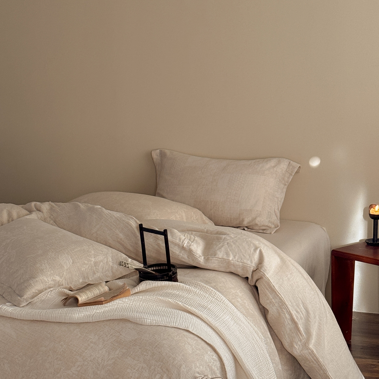 91家纺网 家纺一手货源 找家纺 （总）爱丽丝 2026新款色织提花棉麻四件套-如梦令织带款