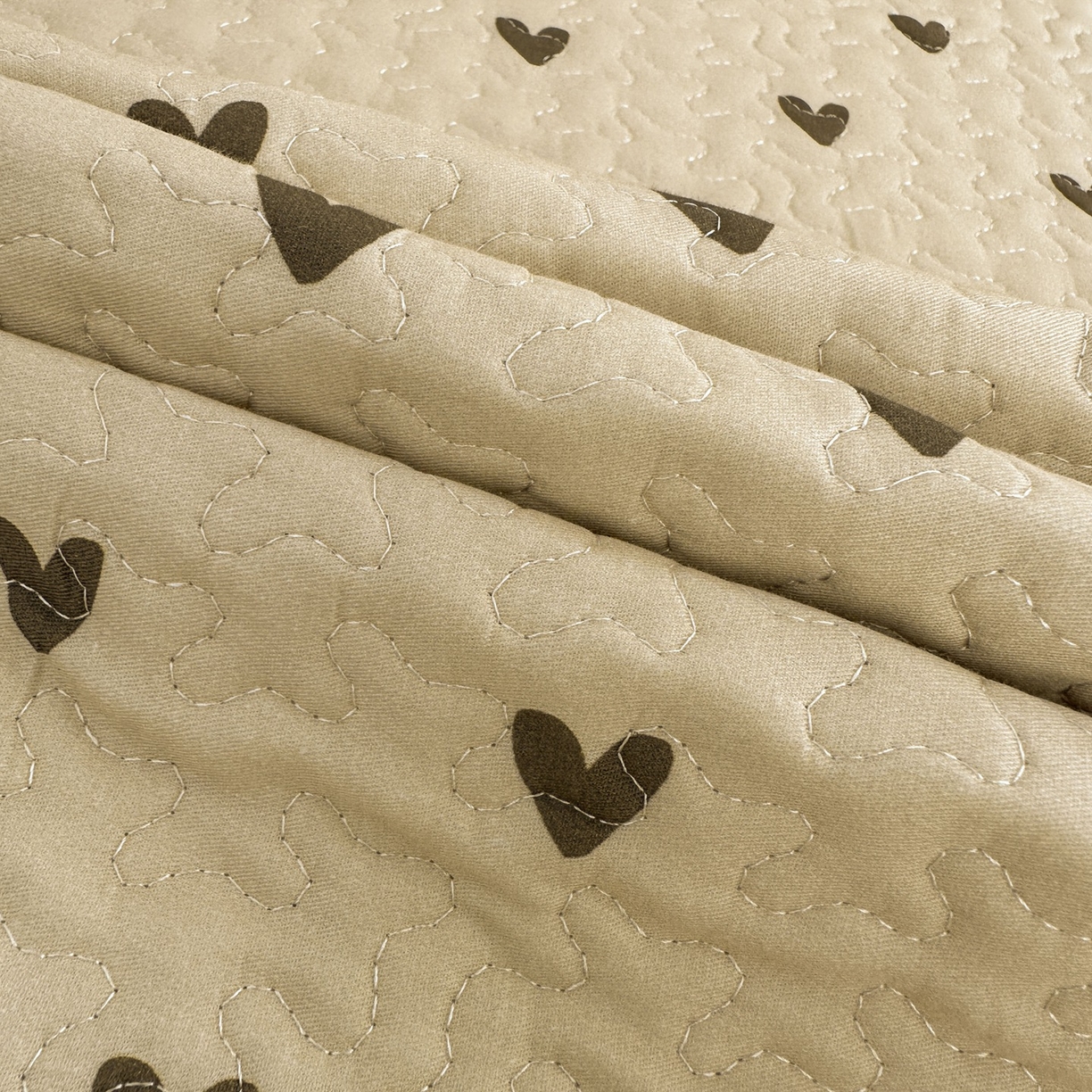 91家纺网 家纺一手货源 找家纺 暖居 2026年支持定制纯棉床盖三件套四件套大拼接床专用榻榻米农村大炕盖直角系列 爱心卡~包边款