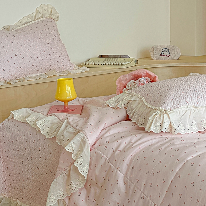 91家纺网 家纺一手货源 找家纺 栩裕纺织 2025新款全棉双层纱床盖三件套四件套 樱桃奶盖-粉