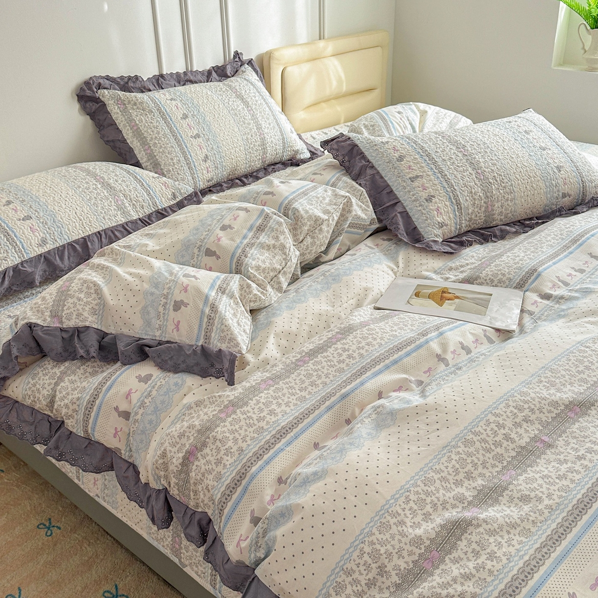 91家纺网 家纺一手货源 找家纺 暖居 2026年支持定制纯棉床盖三件套四件套大拼接床专用榻榻米农村大炕盖直角系列 海燕兔~包边款