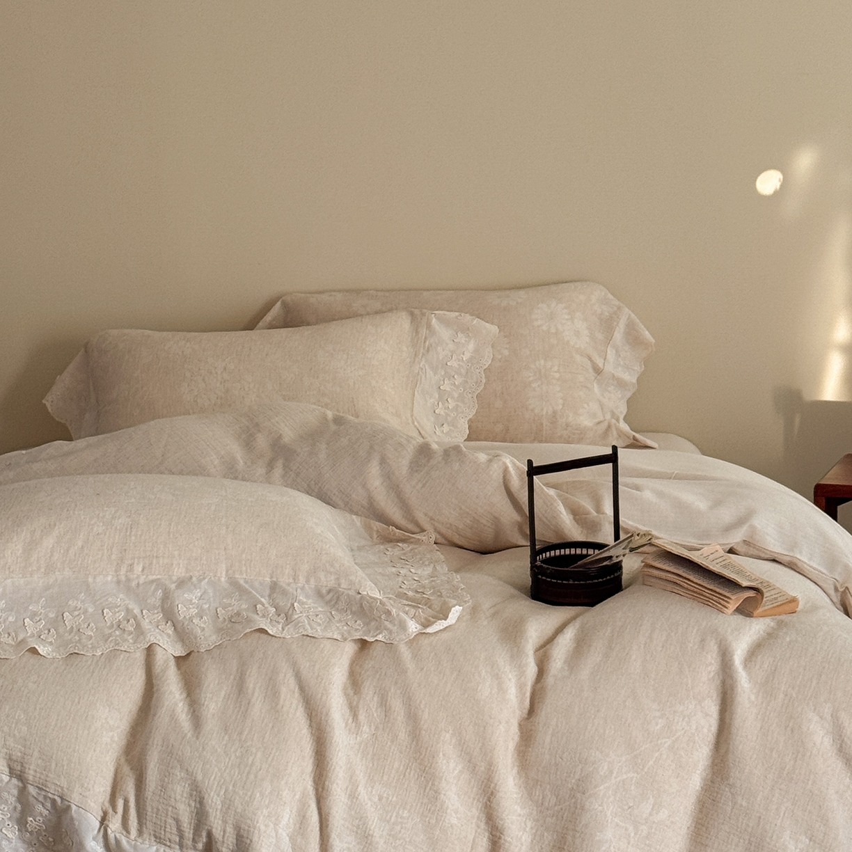 91家纺网 家纺一手货源 找家纺 （总）爱丽丝 2026新款色织提花棉麻四件套-椿山集花边款