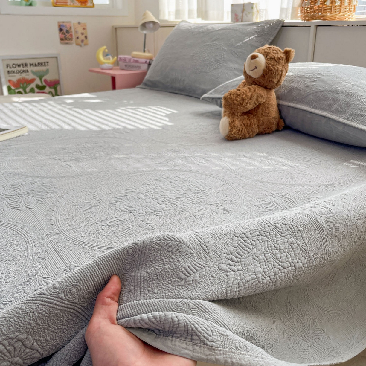 91家纺网 家纺一手货源 找家纺 栩裕纺织 2025新款全棉大提花砂洗床盖三件套—花开富贵大圆满系列 圆满-灰