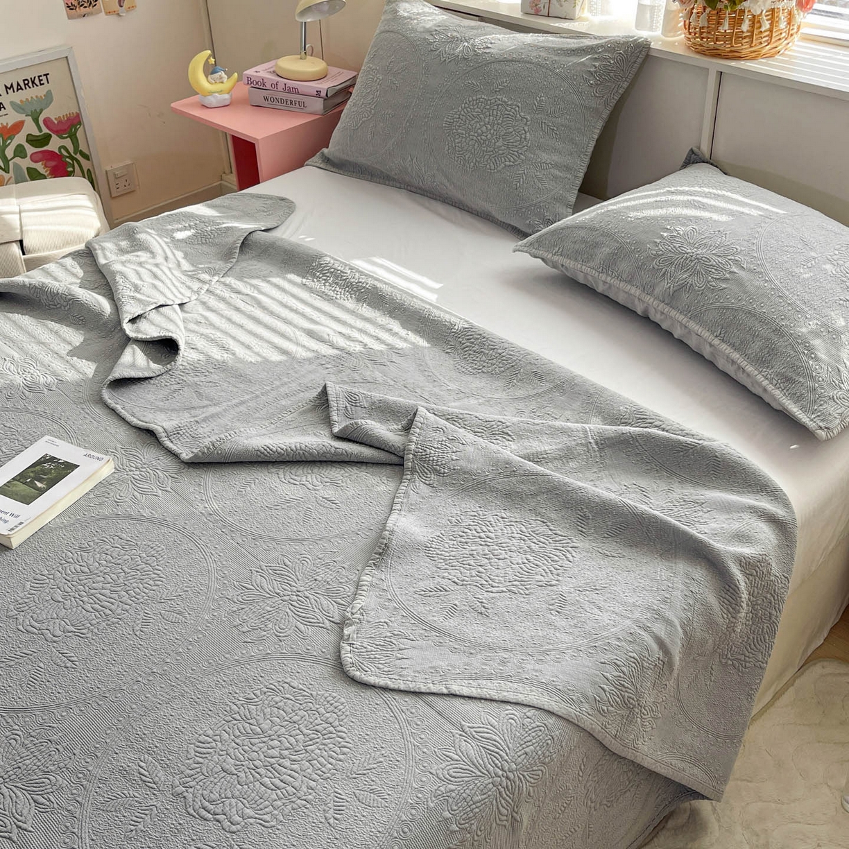 91家纺网 家纺一手货源 找家纺 栩裕纺织 2025新款全棉大提花砂洗床盖三件套—花开富贵大圆满系列 圆满-灰