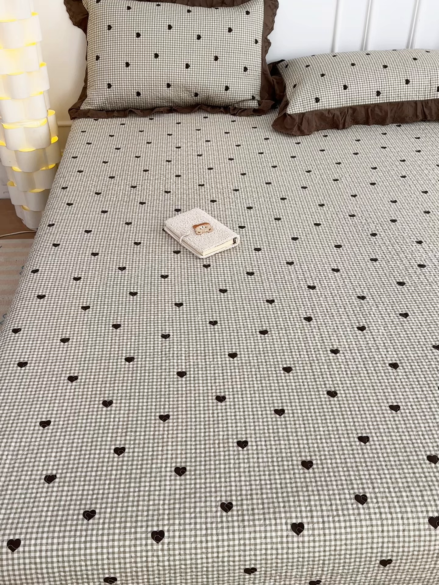 91家纺网 家纺一手货源 找家纺 暖居 2026年支持定制纯棉床盖三件套四件套大拼接床专用榻榻米农村大炕盖直角系列 雅格~包边款