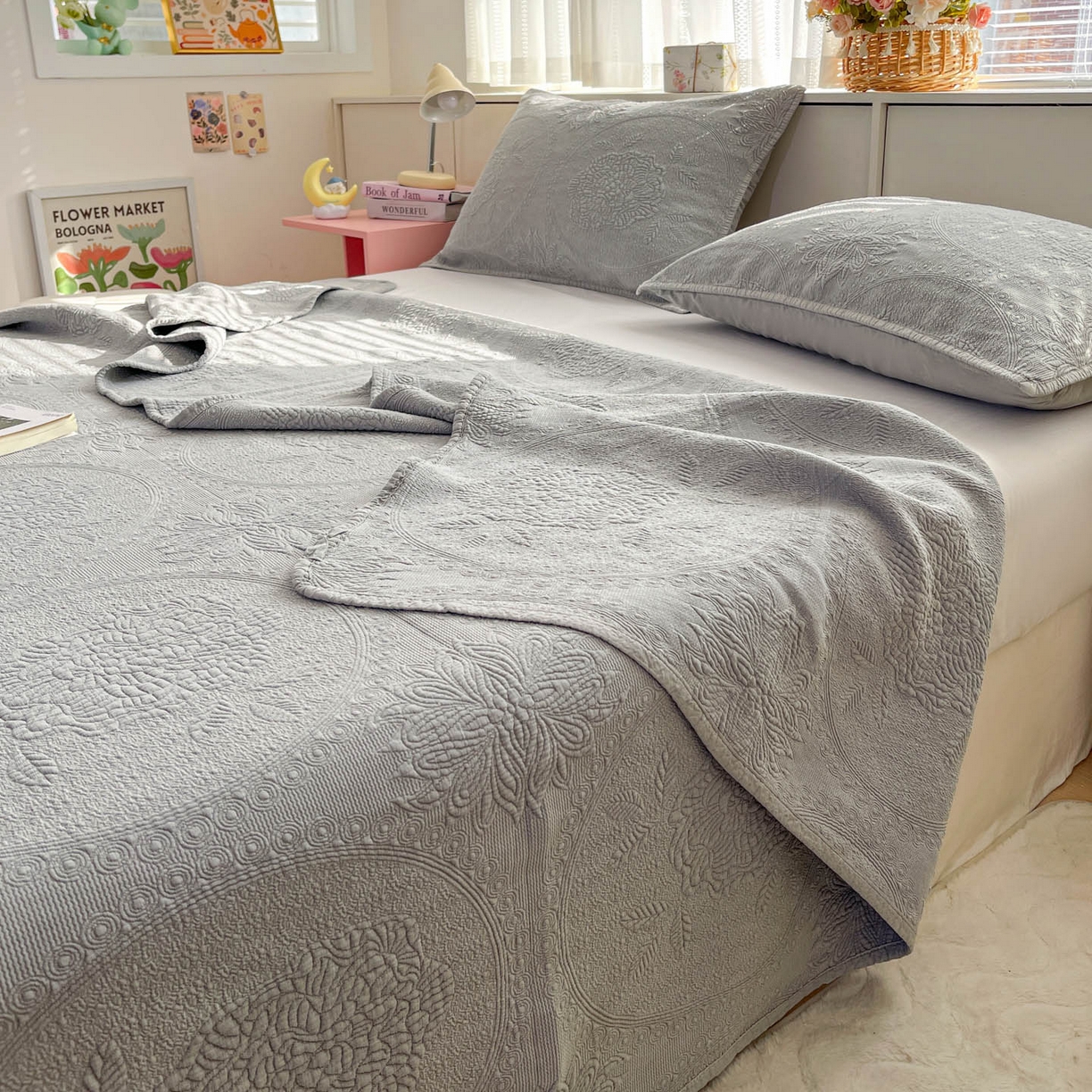 91家纺网 家纺一手货源 找家纺 栩裕纺织 2025新款全棉大提花砂洗床盖三件套—花开富贵大圆满系列 圆满-灰