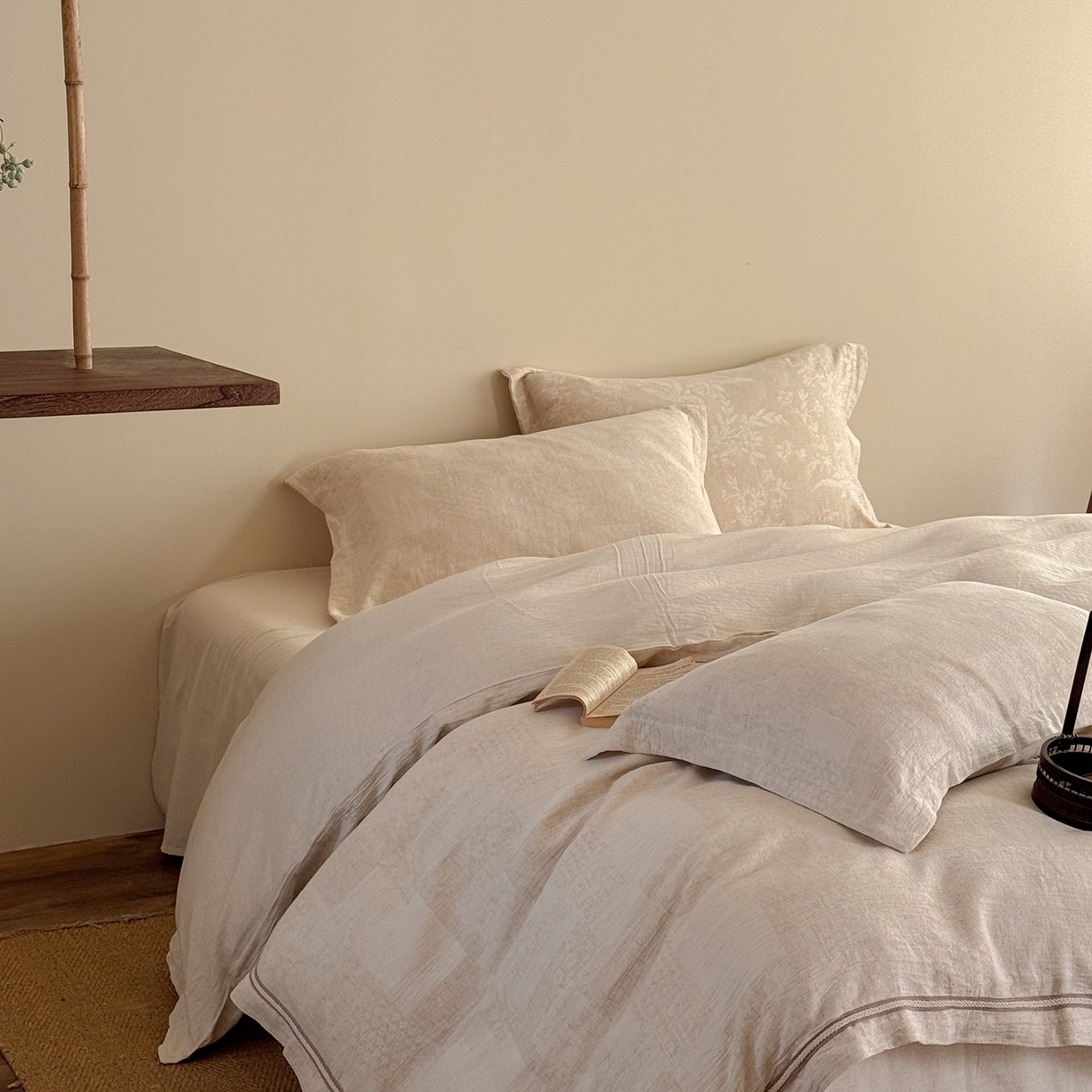 91家纺网 家纺一手货源 找家纺 （总）爱丽丝 2026新款色织提花棉麻四件套-层次美学织带款