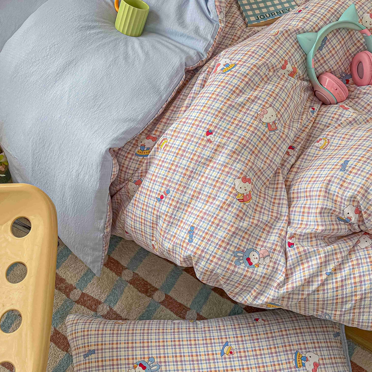 91家纺网 家纺一手货源 找家纺 佳鸿家纺 2025新款卡通云感双层纱宿舍床单三件套居家四件套床单被套床笠款（提供买家秀） 彩格kt