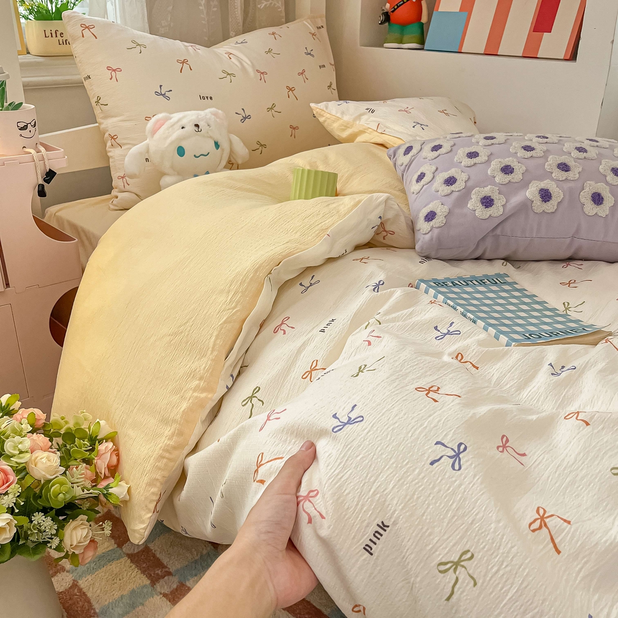 91家纺网 家纺一手货源 找家纺 佳鸿家纺 2025新款卡通云感双层纱宿舍床单三件套居家四件套床单被套床笠款（提供买家秀） 彩色蝴蝶结