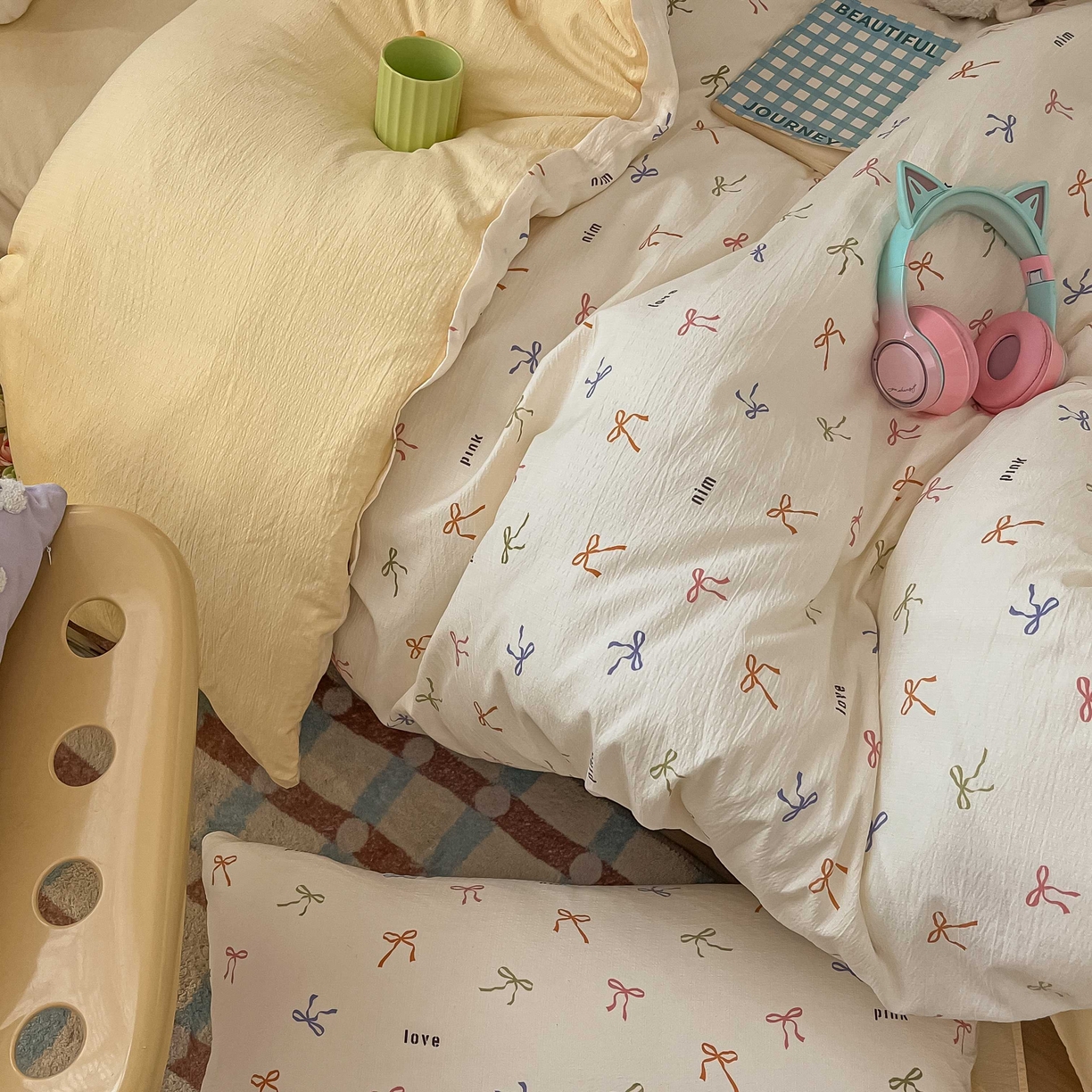 91家纺网 家纺一手货源 找家纺 佳鸿家纺 2025新款卡通云感双层纱宿舍床单三件套居家四件套床单被套床笠款（提供买家秀） 彩色蝴蝶结