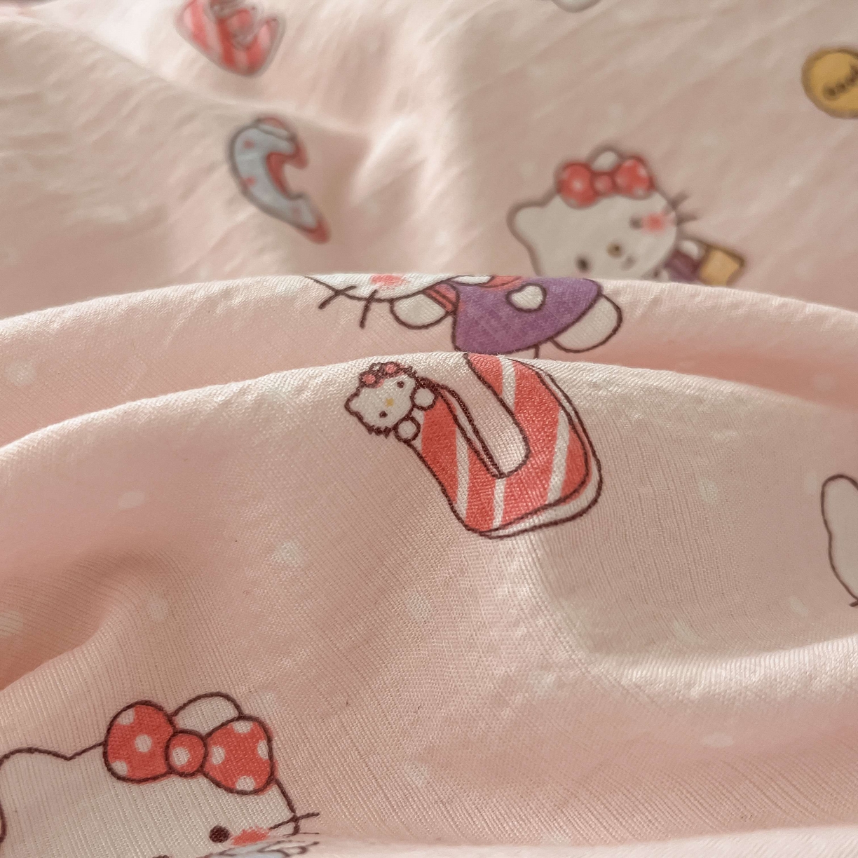 91家纺网 家纺一手货源 找家纺 佳鸿家纺 2025新款卡通云感双层纱宿舍床单三件套居家四件套床单被套床笠款（提供买家秀） 粉猫甜心派对