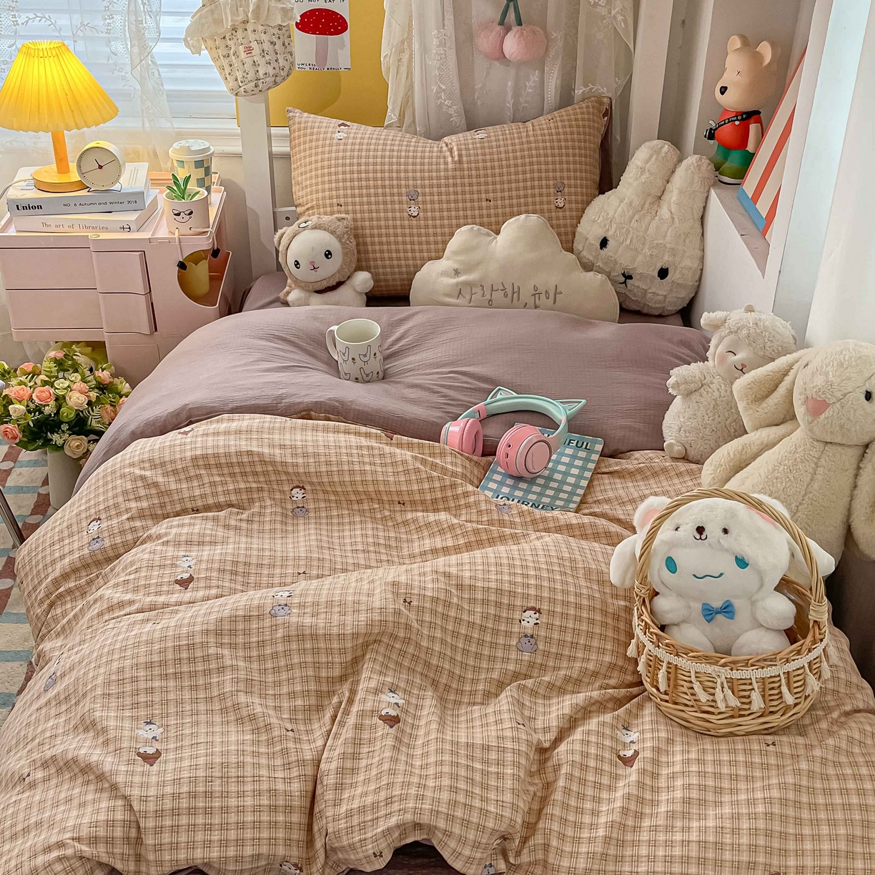 91家纺网 家纺一手货源 找家纺 佳鸿家纺 2025新款卡通云感双层纱宿舍床单三件套居家四件套床单被套床笠款（提供买家秀） 萌宠咖