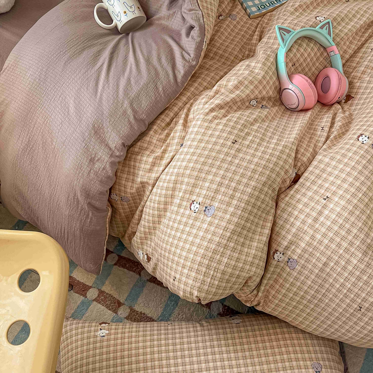 91家纺网 家纺一手货源 找家纺 佳鸿家纺 2025新款卡通云感双层纱宿舍床单三件套居家四件套床单被套床笠款（提供买家秀） 萌宠咖