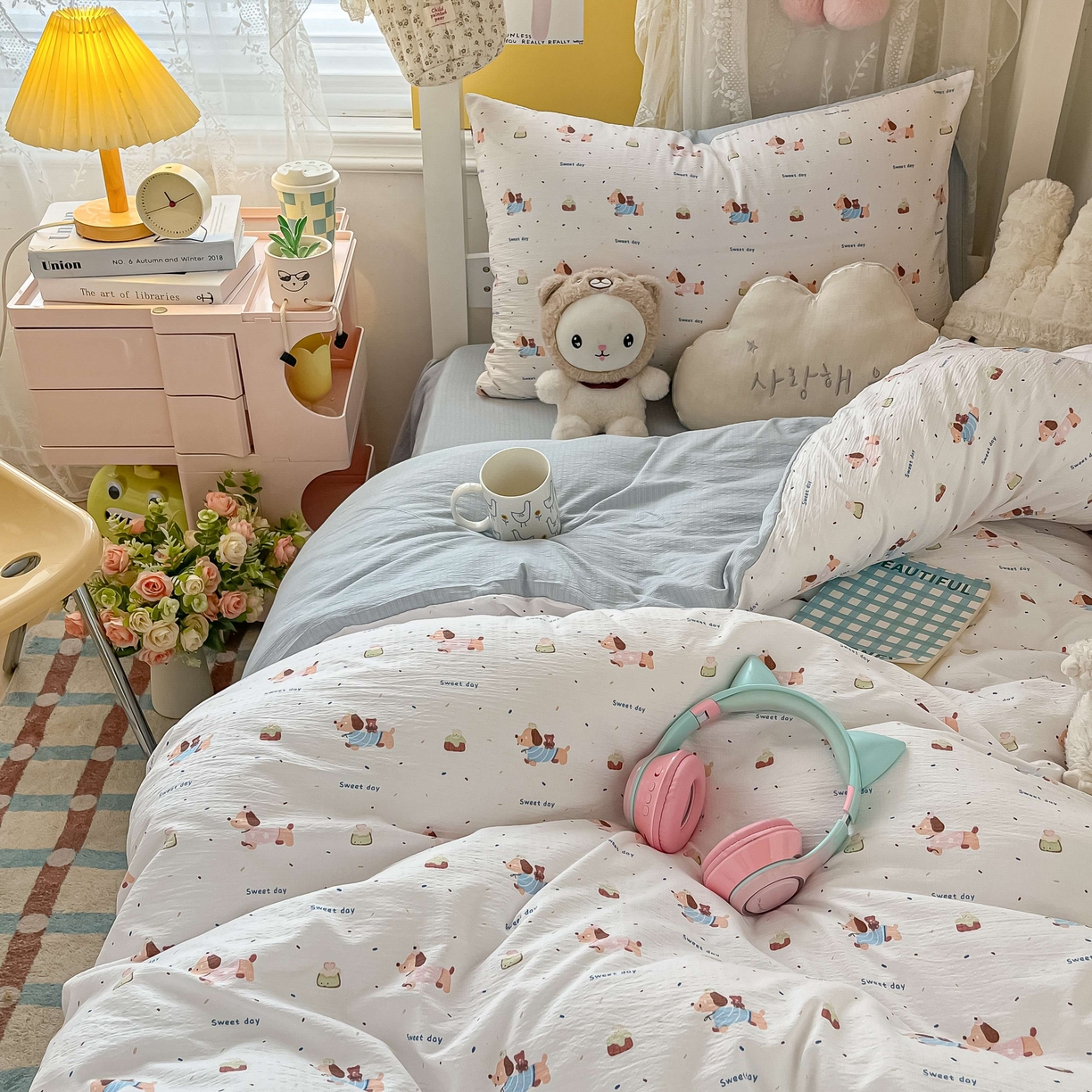 91家纺网 家纺一手货源 找家纺 佳鸿家纺 2025新款卡通云感双层纱宿舍床单三件套居家四件套床单被套床笠款（提供买家秀） 萌趣小狗