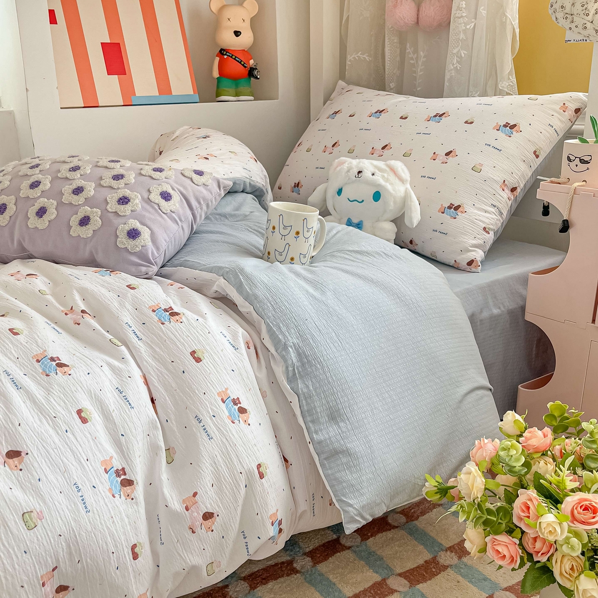 91家纺网 家纺一手货源 找家纺 佳鸿家纺 2025新款卡通云感双层纱宿舍床单三件套居家四件套床单被套床笠款（提供买家秀） 萌趣小狗