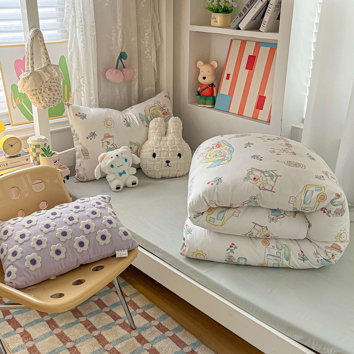 91家纺网 家纺一手货源 找家纺 佳鸿家纺 2025新款卡通云感双层纱宿舍床单三件套居家四件套床单被套床笠款（提供买家秀） 小熊露营记