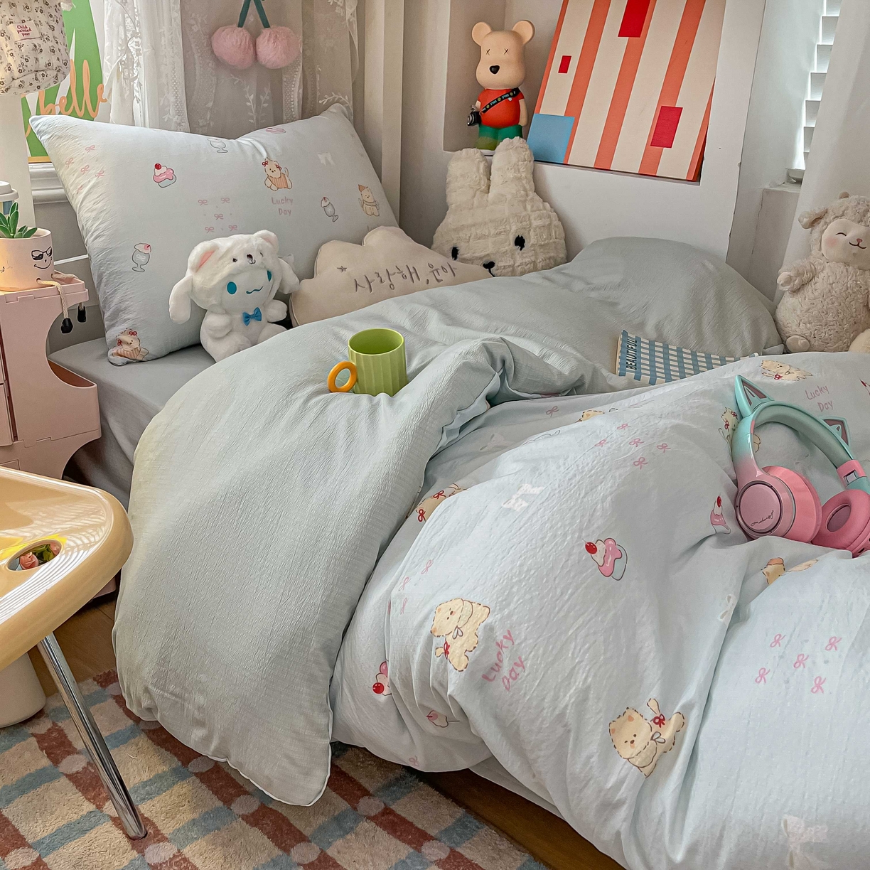 91家纺网 家纺一手货源 找家纺 佳鸿家纺 2025新款卡通云感双层纱宿舍床单三件套居家四件套床单被套床笠款（提供买家秀） 小熊甜点乐园