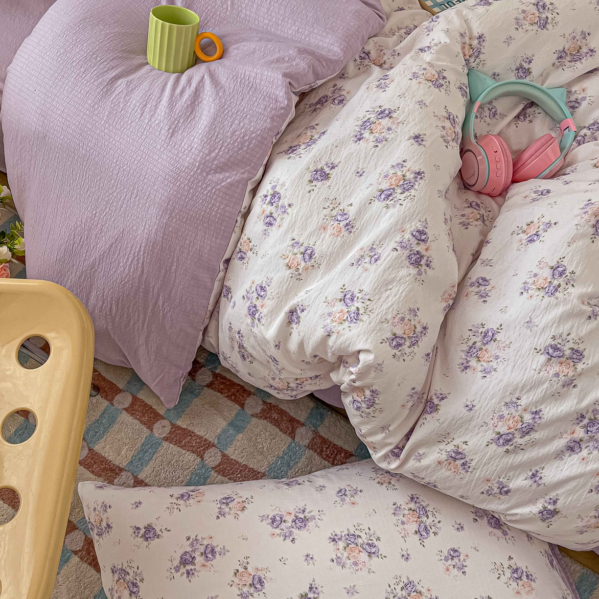 91家纺网 家纺一手货源 找家纺 佳鸿家纺 2025新款卡通云感双层纱宿舍床单三件套居家四件套床单被套床笠款（提供买家秀） 紫花梦境