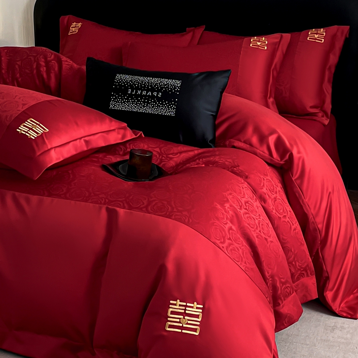 91家纺网 家纺一手货源 找家纺 欧乐蒂 2025新款亲肤棉提花婚庆四件套-玫瑰喜事 玫瑰喜事-金