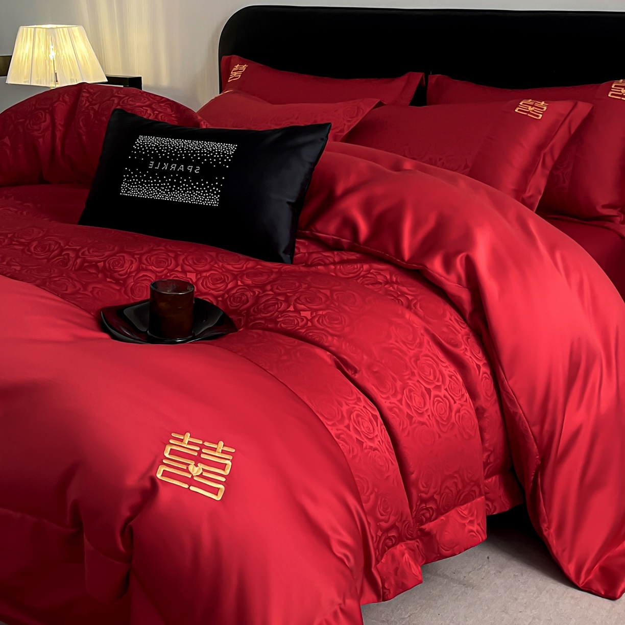 91家纺网 家纺一手货源 找家纺 欧乐蒂 2025新款亲肤棉提花婚庆四件套-玫瑰喜事 玫瑰喜事-金