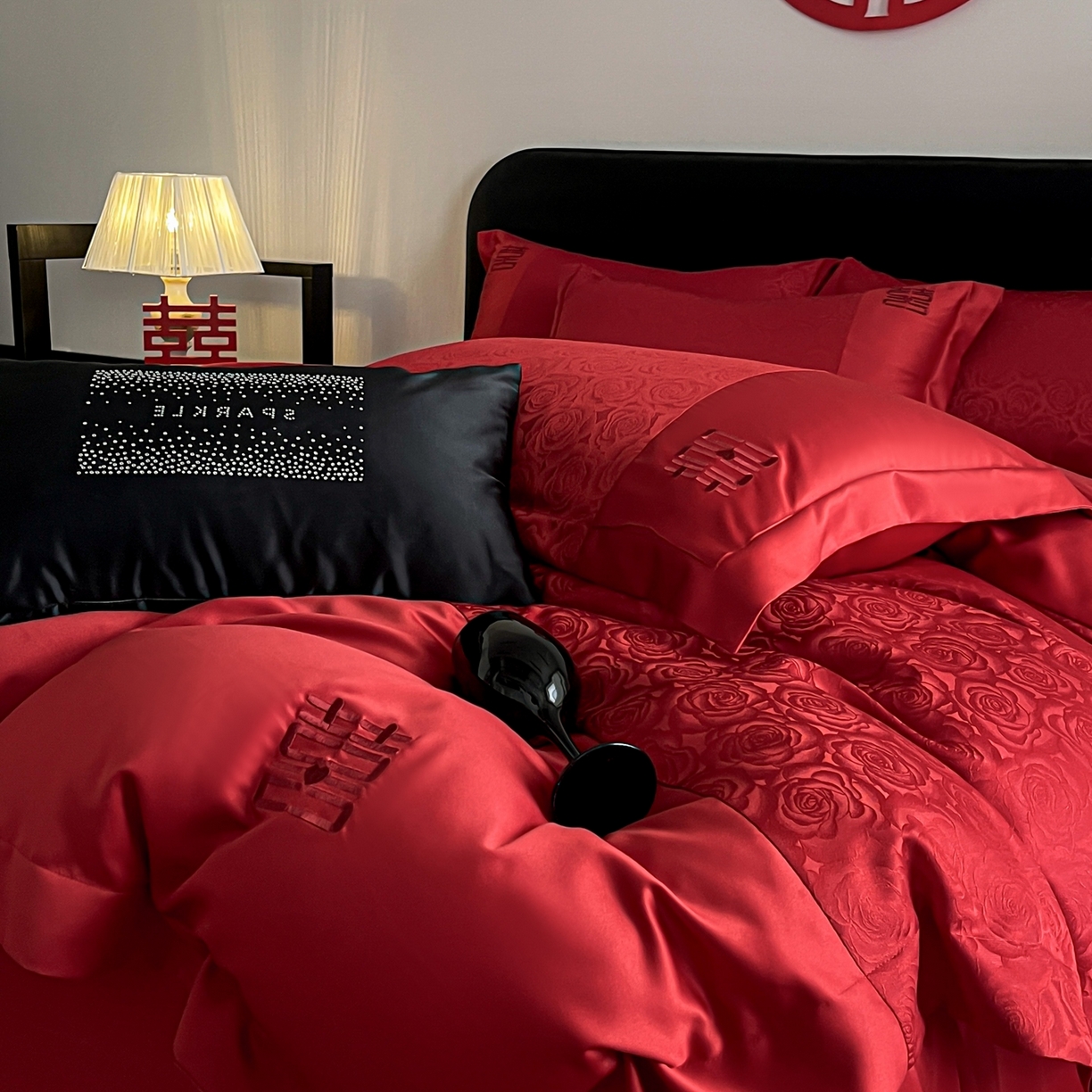 91家纺网 家纺一手货源 找家纺 欧乐蒂 2025新款亲肤棉提花婚庆四件套-玫瑰喜事 玫瑰喜事-红