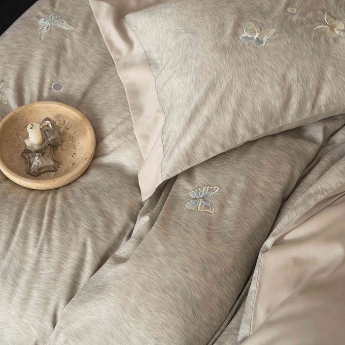 91家纺网 家纺一手货源 找家纺 黛舒家居 2026新款80s兰精天丝棉四件套-蝴蝶 花舞蝶梦-灰