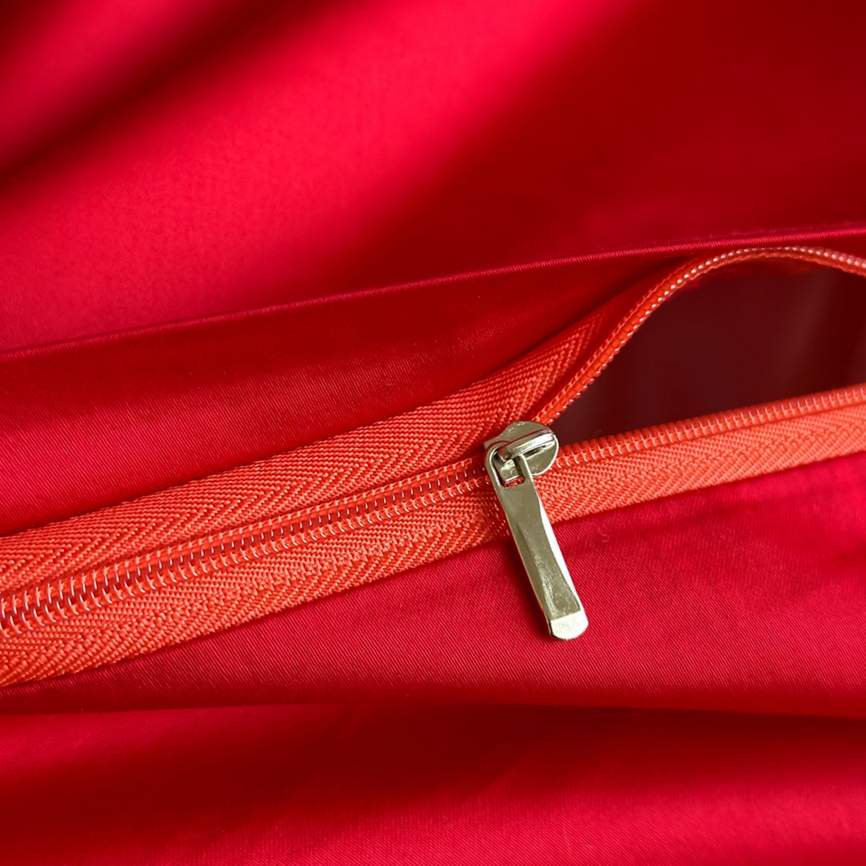 91家纺网 家纺一手货源 找家纺 欧乐蒂 2025新款亲肤棉刺绣花边婚庆四件套-倾城 倾城-金