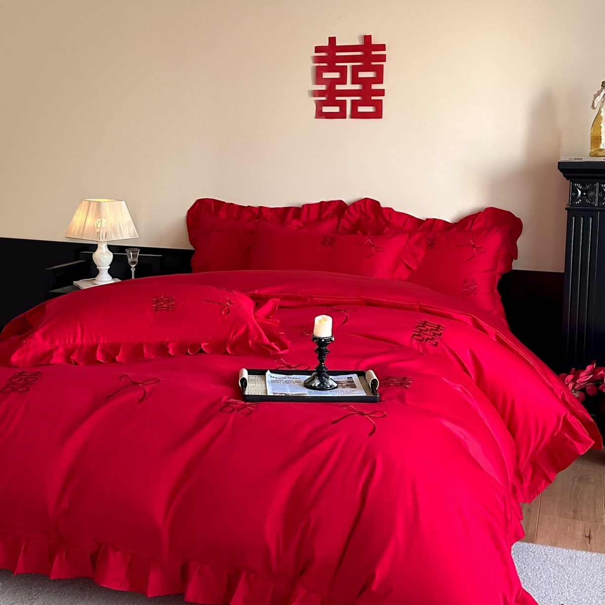 91家纺网 家纺一手货源 找家纺 欧乐蒂 2025新款亲肤棉刺绣花边婚庆四件套-倾城 倾城-喜红