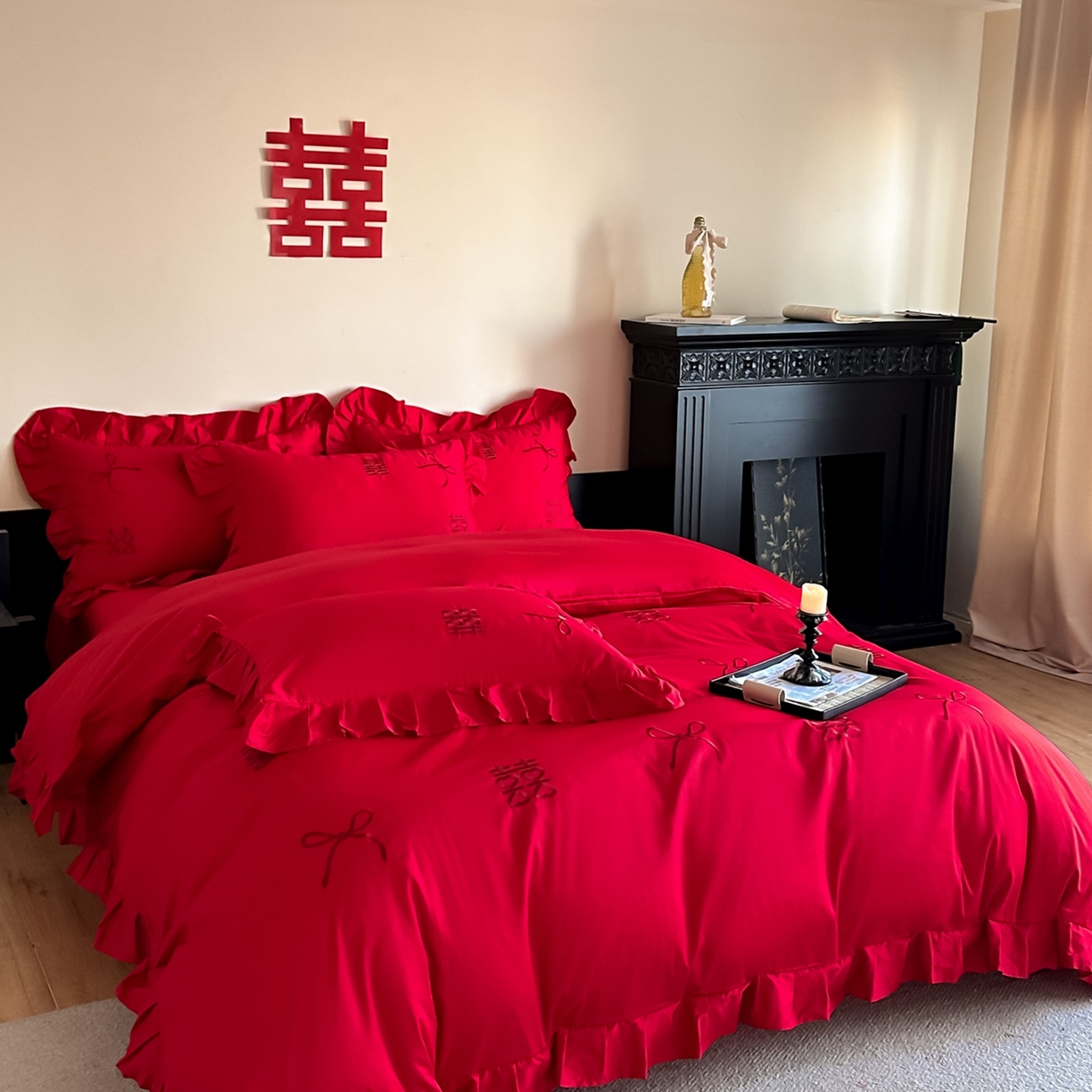 91家纺网 家纺一手货源 找家纺 欧乐蒂 2025新款亲肤棉刺绣花边婚庆四件套-倾城 倾城-喜红