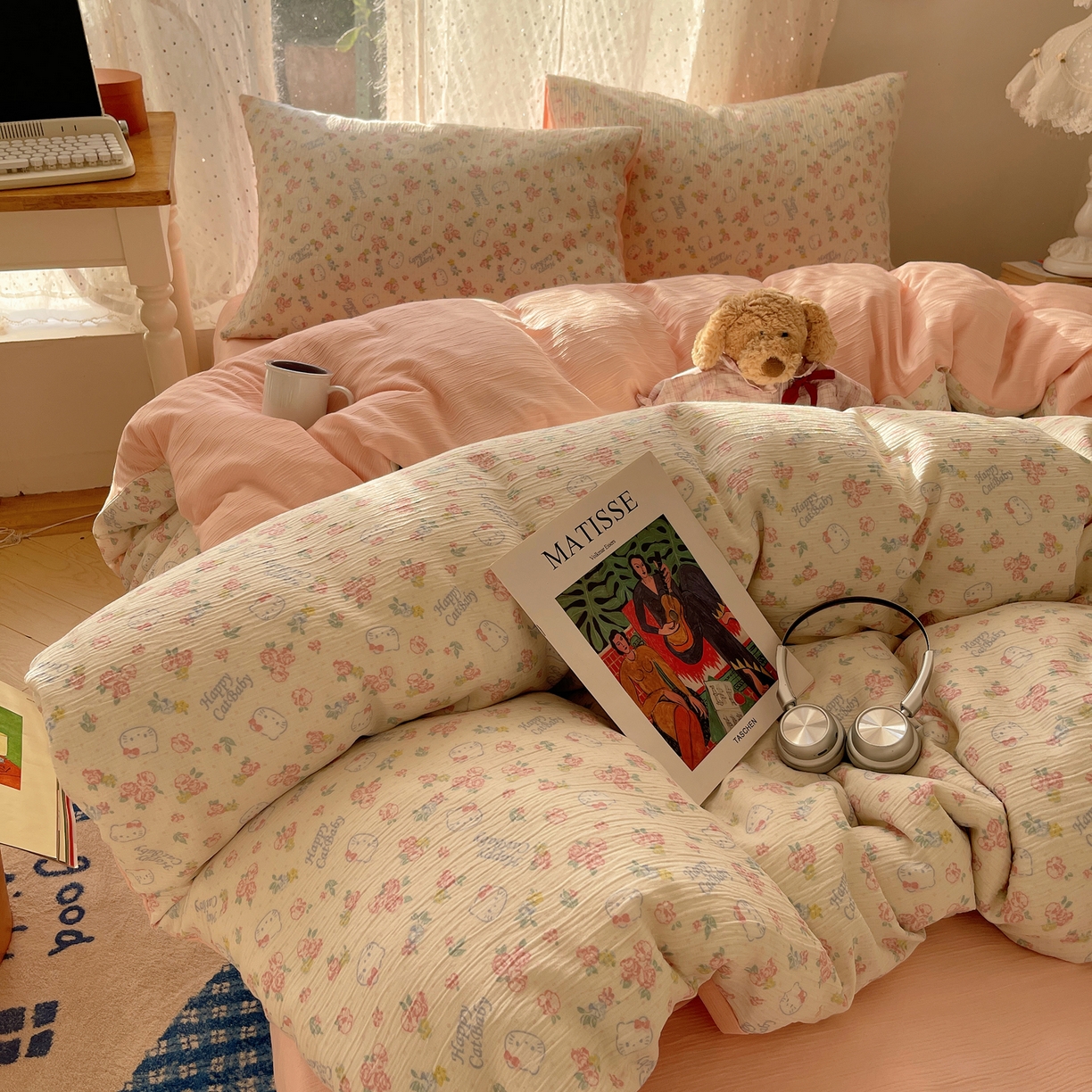 91家纺网 家纺一手货源 找家纺 澜妃 2025新款甄选三层纱印花四件套系列 花丛点点猫