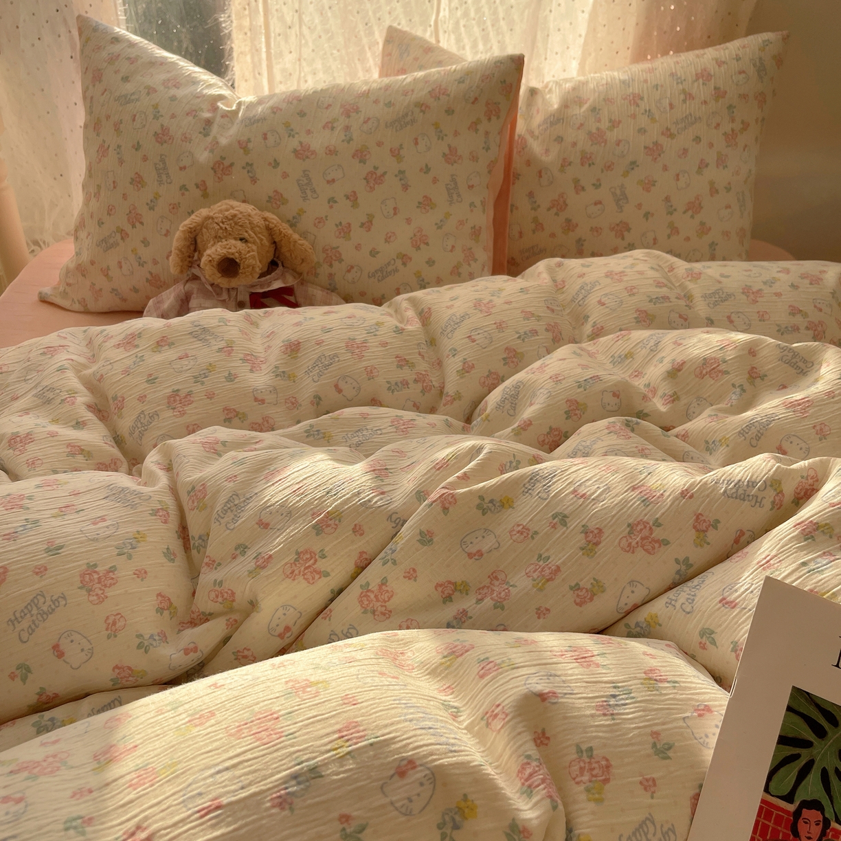 91家纺网 家纺一手货源 找家纺 澜妃 2025新款甄选三层纱印花四件套系列 花丛点点猫