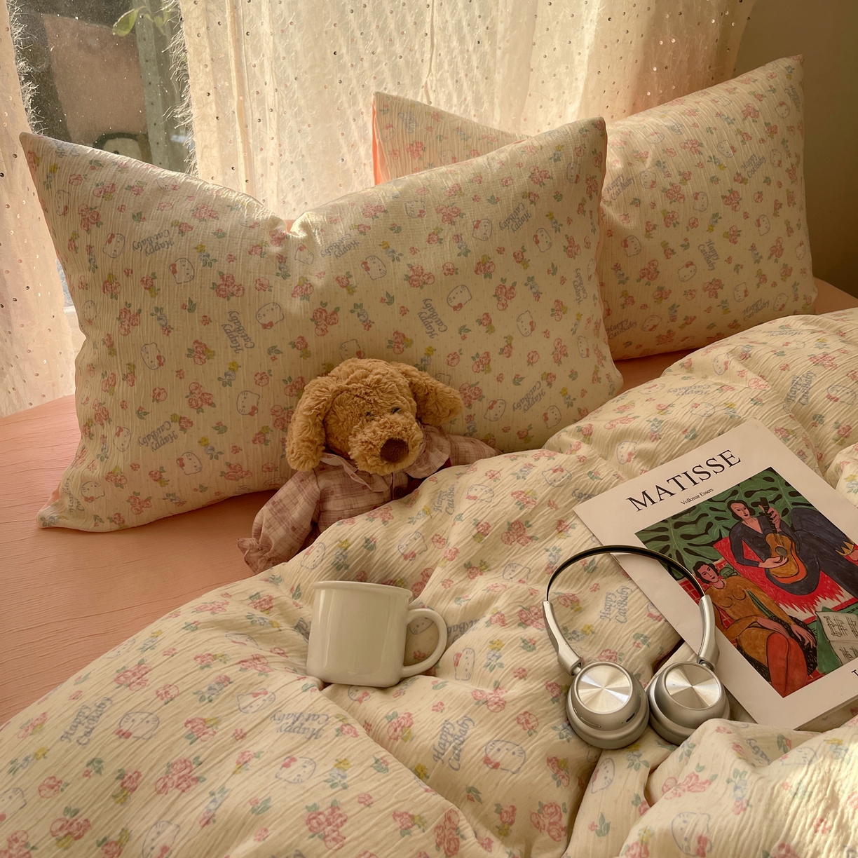 91家纺网 家纺一手货源 找家纺 澜妃 2025新款甄选三层纱印花四件套系列 花丛点点猫