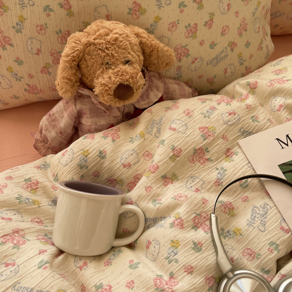 91家纺网 家纺一手货源 找家纺 澜妃 2025新款甄选三层纱印花四件套系列 花丛点点猫